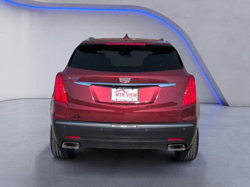 Used 2017 Cadillac XT5 Luxury w/ Driver Awareness Package FWD image 6