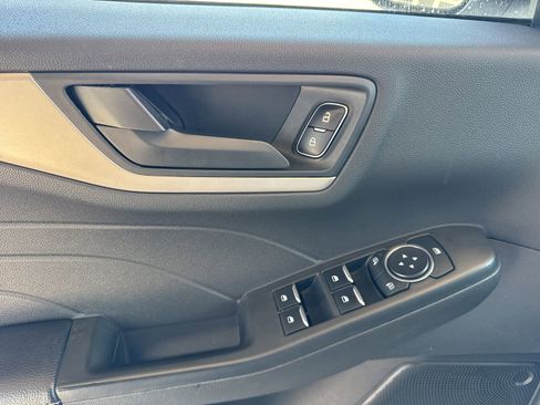 Certified 2022 Ford Escape SE w/ Convenience Package image 25