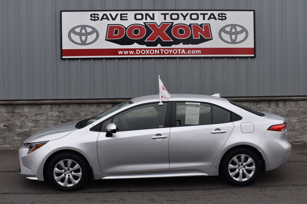 Certified 2026 Toyota Corolla LE FWD image 4
