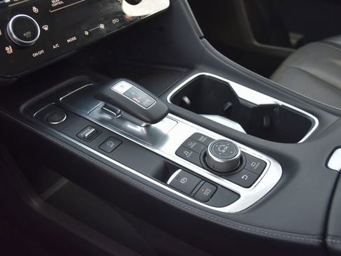 Used 2025 INFINITI QX60 Luxe image 39