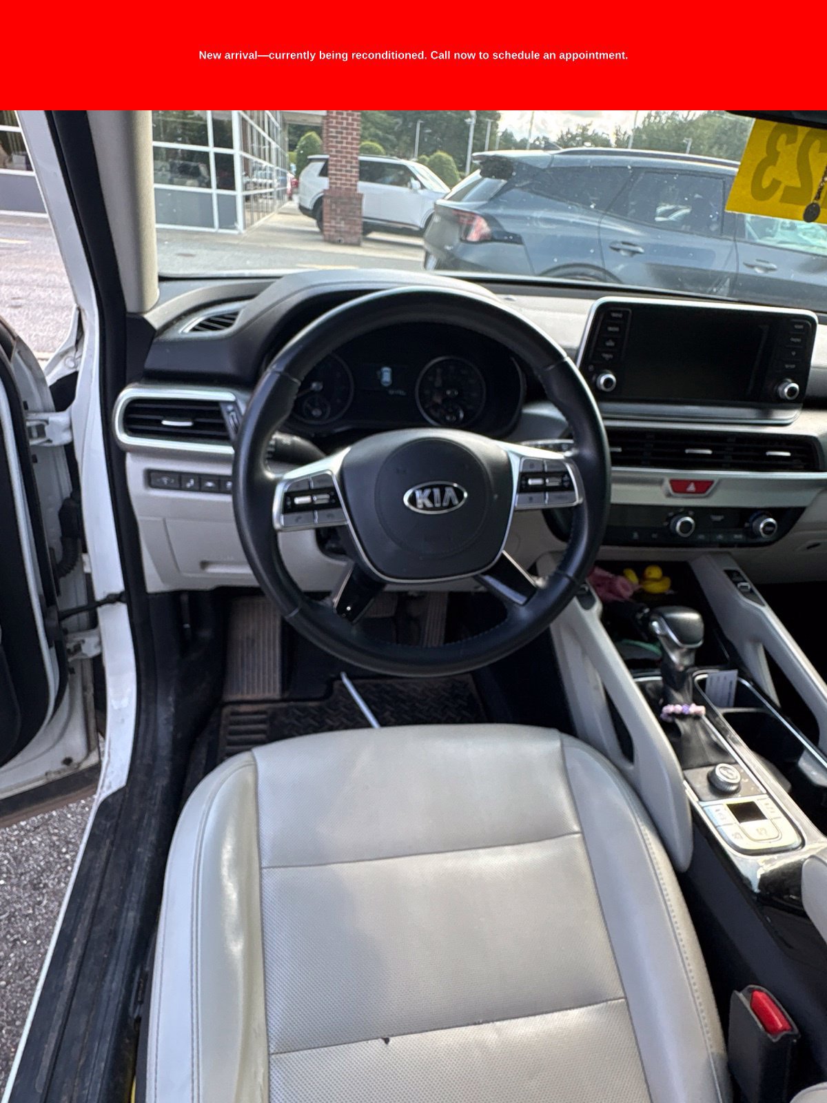 Used 2020 Kia Telluride S w/ S 8 Passenger Seating Package FWD image 2