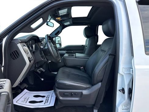 Used 2015 Ford F250 Lariat w/ Lariat Ultimate Package AWD/4WD image 10