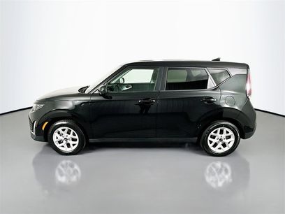 Used 2024 Kia Soul LX w/ Option Group 015