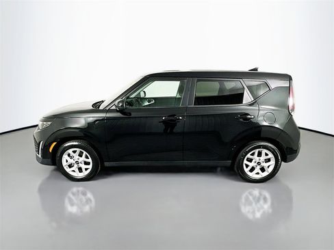 Used 2024 Kia Soul LX w/ Option Group 015 image 4