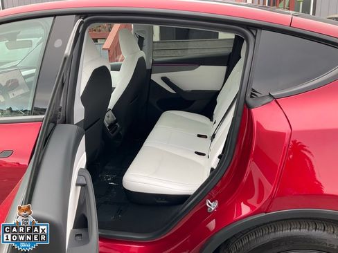 Used 2026 Tesla Model Y 2WD image 27