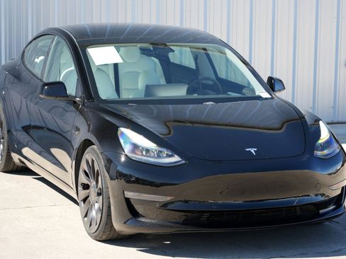 Used 2021 Tesla Model 3 Performance image 50