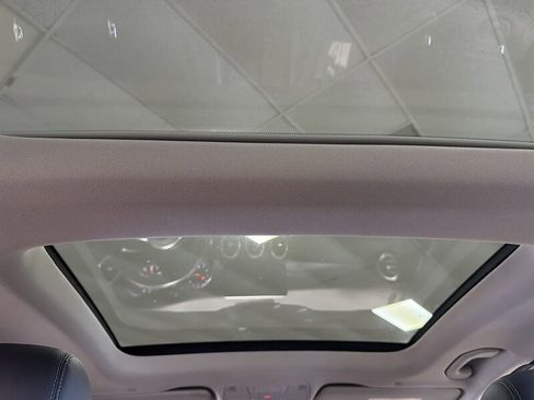 Used 2019 Mercedes-Benz C 300 Sedan w/ Premium Package image 27