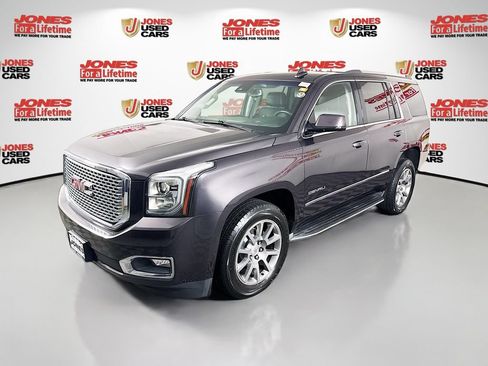 Used 2016 GMC Yukon Denali w/ Open Road Package AWD/4WD image 16