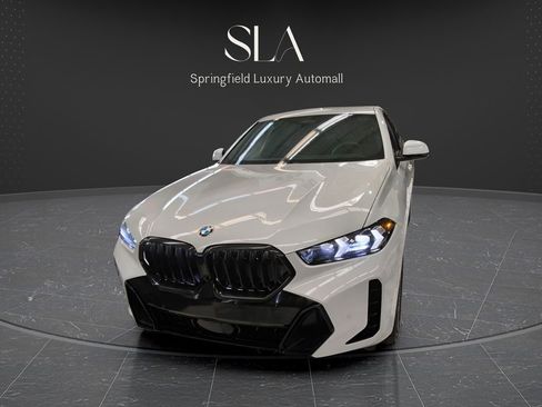 Used 2026 BMW X6 xDrive40i AWD/4WD image 3