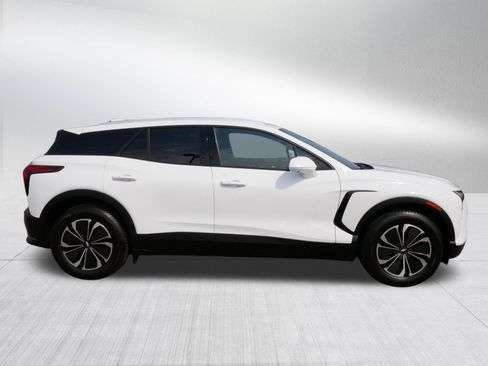Used 2024 Chevrolet Blazer EV LT AWD/4WD image 8