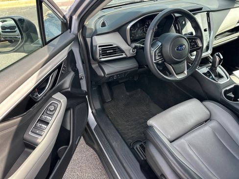 Used 2022 Subaru Outback Limited image 6