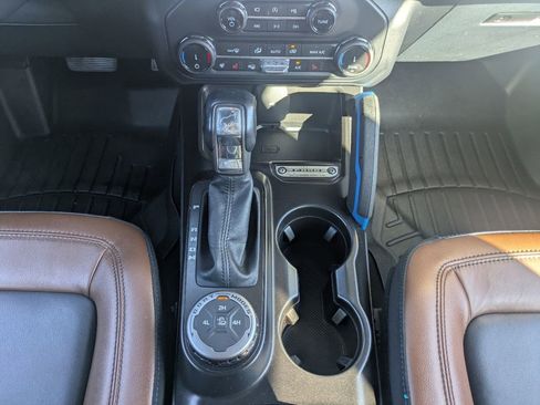 Used 2022 Ford Bronco Outer Banks AWD/4WD image 19