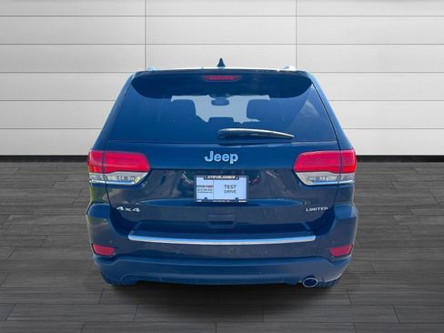 Used 2017 Jeep Grand Cherokee Limited AWD/4WD image 4