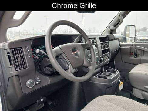 New 2025 GMC Savana 3500 Extended w/ Power Convenience Package image 10