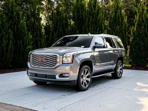 Used 2019 GMC Yukon Denali w/ Open Road Package AWD/4WD image 5