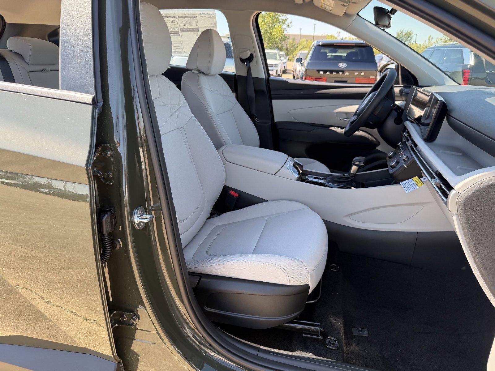 Certified 2026 Hyundai Tucson SE FWD image 26