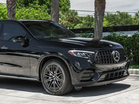 Used 2024 Mercedes-Benz GLC 43 AMG 4MATIC image 11