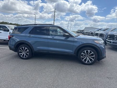 Used 2025 Ford Explorer ST-Line w/ Premium Package image 1