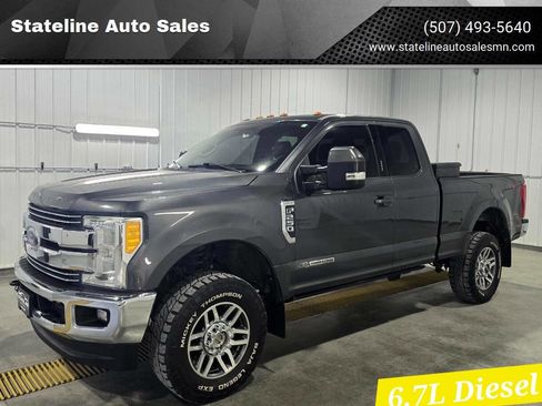 Used 2017 Ford F250 Lariat w/ Lariat Value Package image 1
