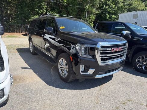 Used 2021 GMC Yukon XL SLT RWD image 4