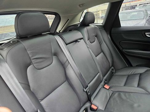 Used 2025 Volvo XC60 B5 Plus w/ Protection Package Premier image 15