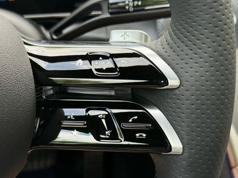 New 2025 Mercedes-Benz GLC 300 4MATIC image 21