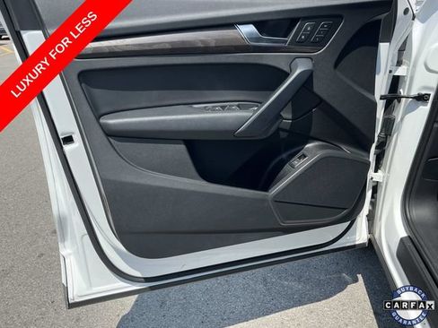Used 2020 Audi Q5 2.0T Premium w/ Convenience Package AWD/4WD image 24