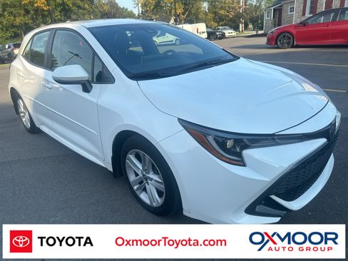 Used 2022 Toyota Corolla SE w/ SE Preferred Package FWD image 1