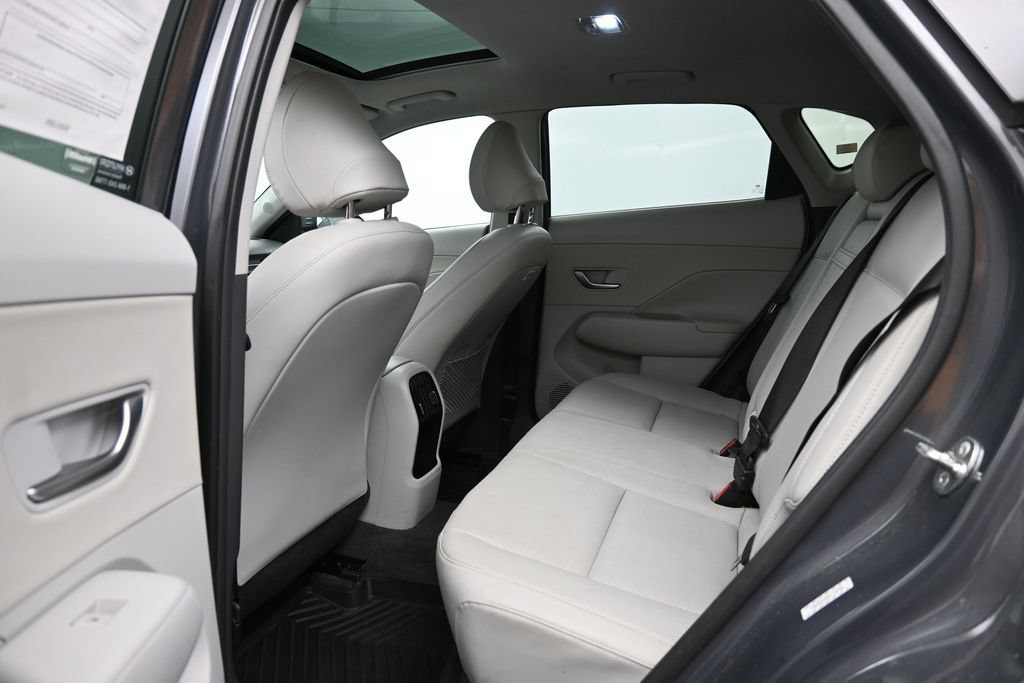 Certified 2025 Hyundai Kona Limited AWD/4WD image 25