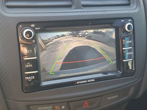 Used 2017 Mitsubishi Outlander Sport ES image 21