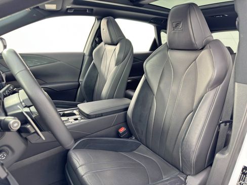 Used 2023 Lexus RX 500h F Sport w/ Cold Area Package image 39