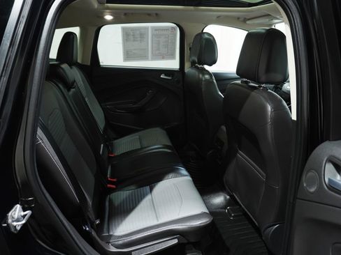 Used 2017 Ford Escape Titanium image 15