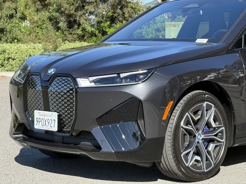 Used 2025 BMW iX xDrive50 w/ Sport Package image 10