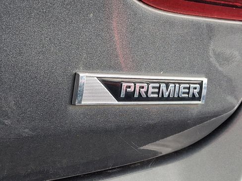 Certified 2017 Chevrolet Cruze Premier FWD image 9