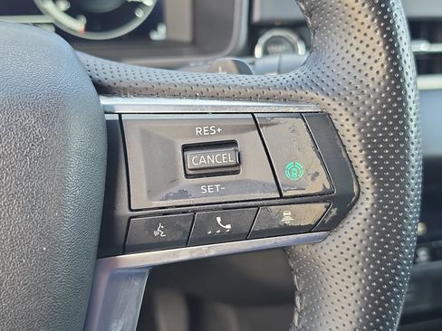 Used 2024 Mitsubishi Outlander SE Black Edition FWD image 21