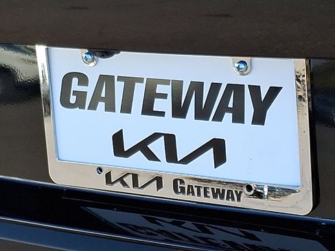 Certified 2023 Kia Soul S image 30