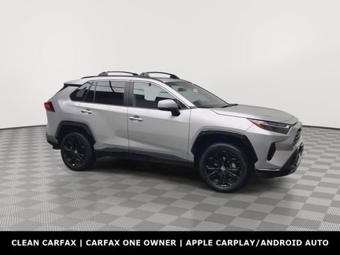 Used 2024 Toyota RAV4 SE w/ Convenience Package image 42