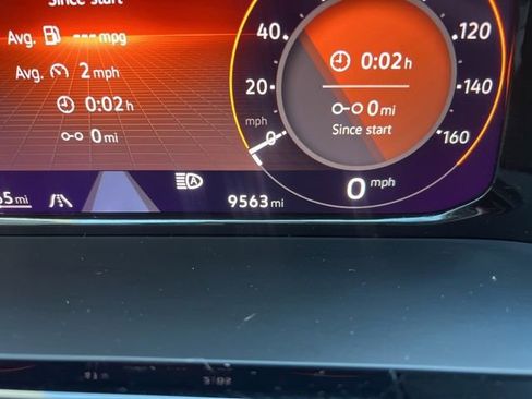 Certified 2025 Volkswagen Atlas Peak Edition SE image 12