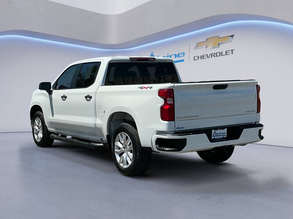 Used 2024 Chevrolet Silverado 1500 Custom AWD/4WD image 3
