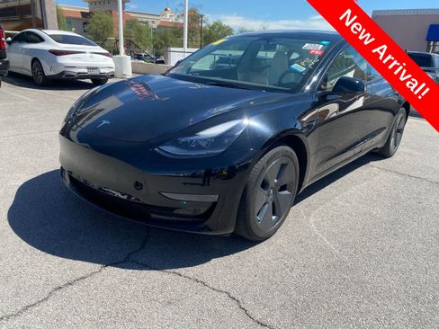 Used 2023 Tesla Model 3 Standard Range RWD image 1