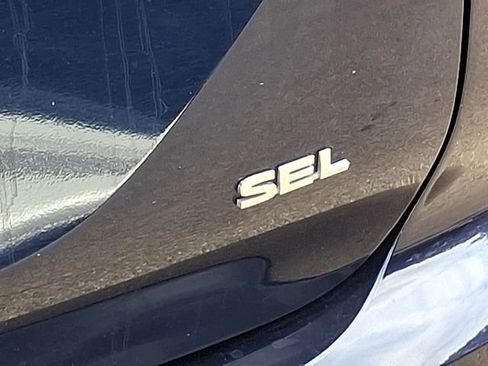 Used 2022 Mitsubishi Outlander SEL image 38