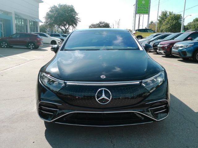 Used 2022 Mercedes-Benz EQS 450+ Sedan image 2