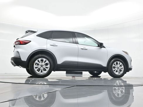 New 2025 Ford Escape Active image 45