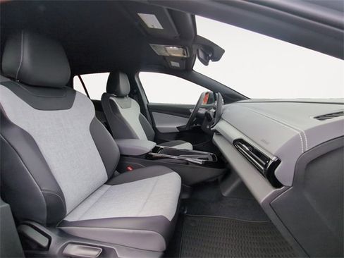 New 2025 Volkswagen ID.4 Pro image 15