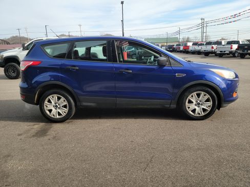 Used 2015 Ford Escape S image 18