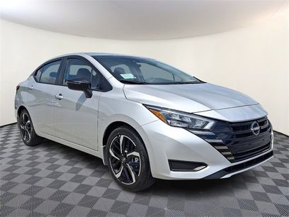 New 2025 Nissan Versa SR w/ Trunk Package