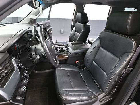 Used 2016 Chevrolet Tahoe LT w/ Luxury Package AWD/4WD image 28