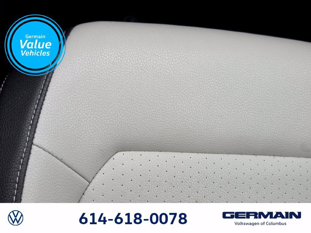 Used 2015 Volkswagen Jetta Sport FWD image 25