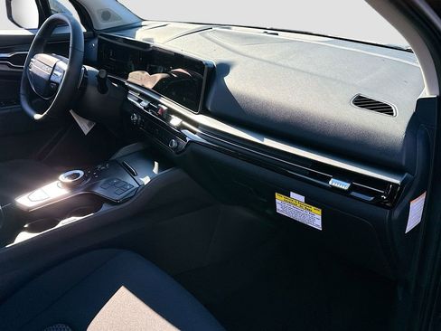 New 2026 Kia Sportage S image 27