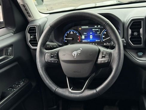 Used 2021 Ford Bronco Sport Outer Banks w/ Outer Banks Package (96D) image 8